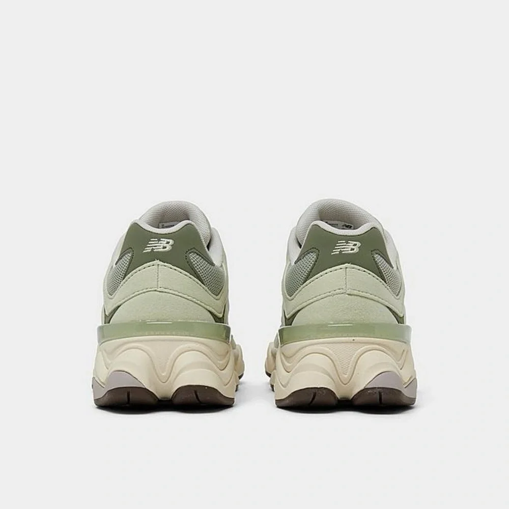 New Balance 9060
Boys' Grade School - Picture 7 of 8